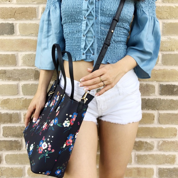 Gaby’sBags👜💕Tory Burch Small Zip Tote Crossbody - Picture 3 of 7